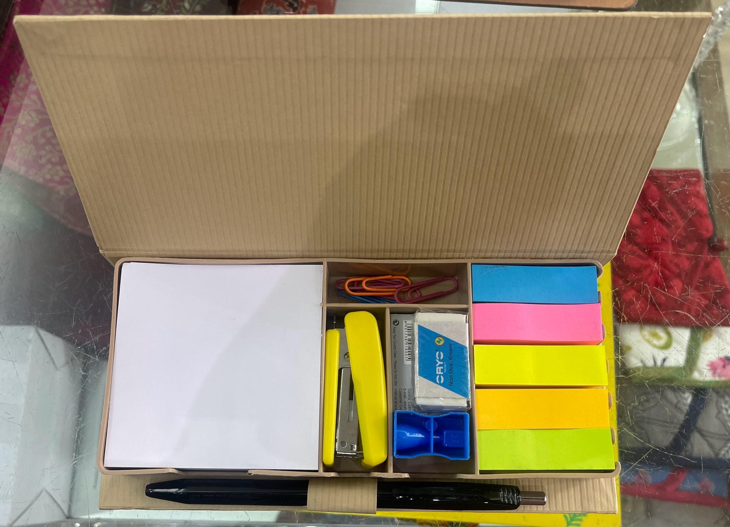 Custom art display or framed set