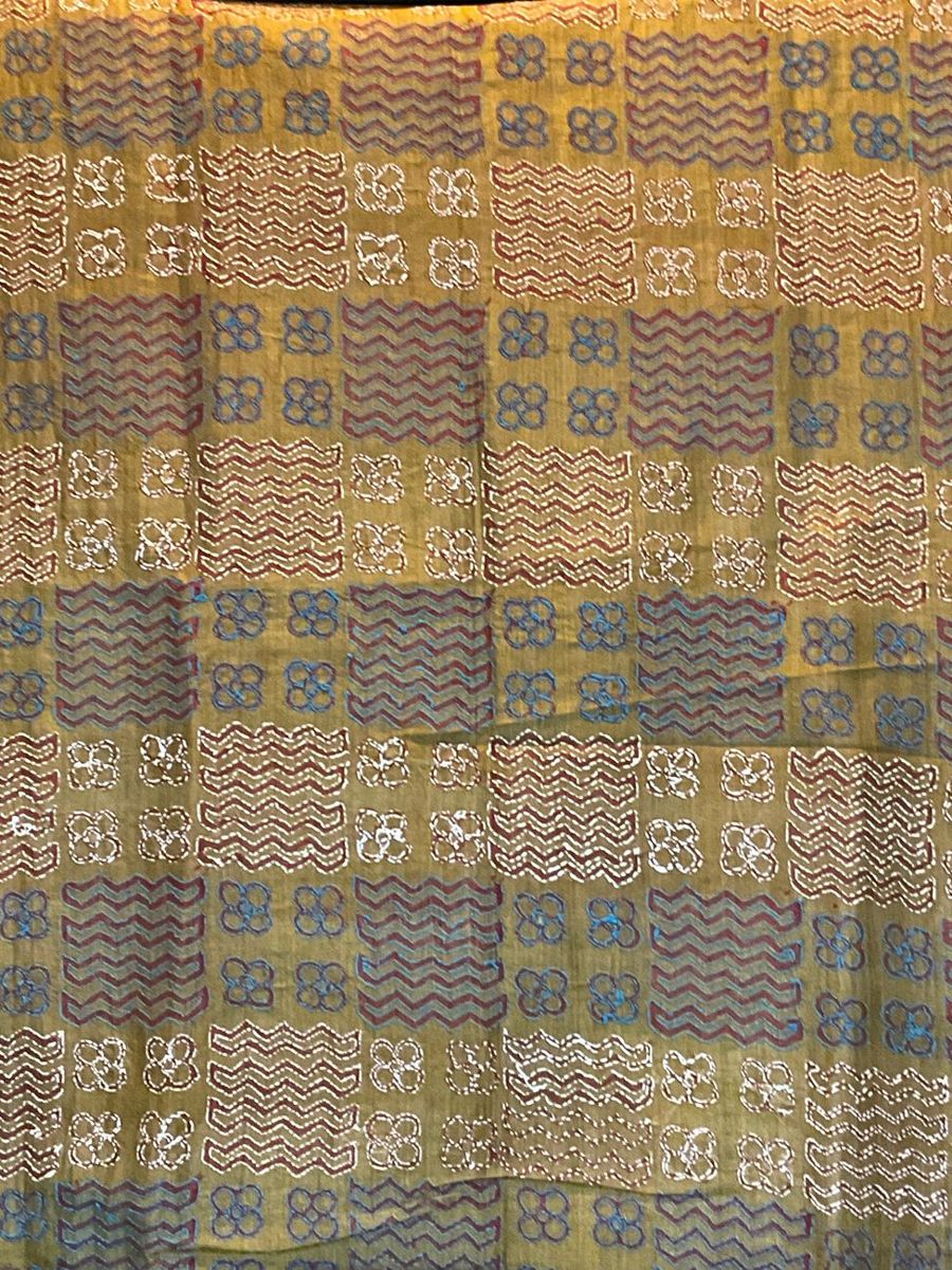 Kantha dupatta, olive green